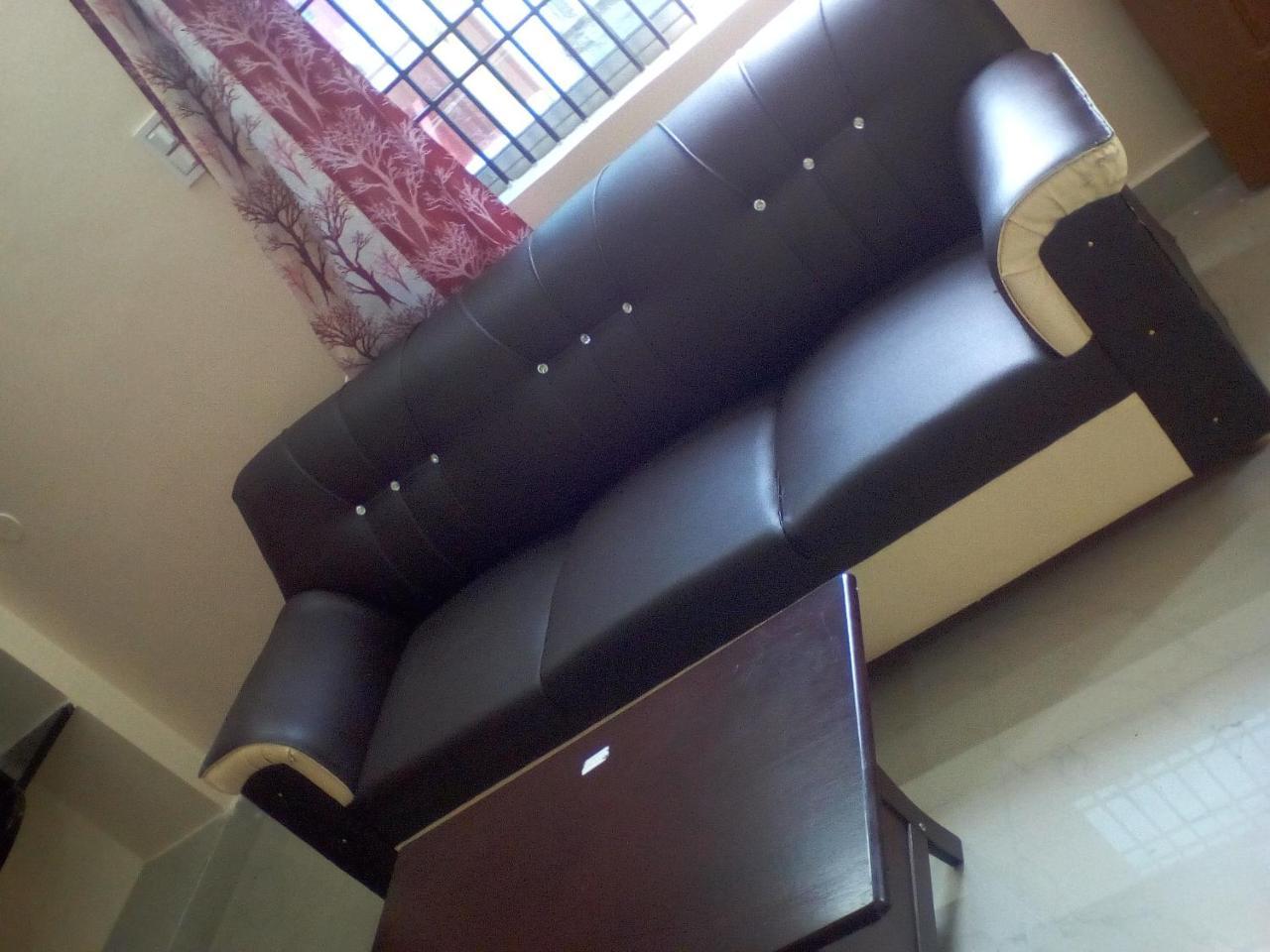 Sai Guest House Tiruvannamalai Bilik gambar